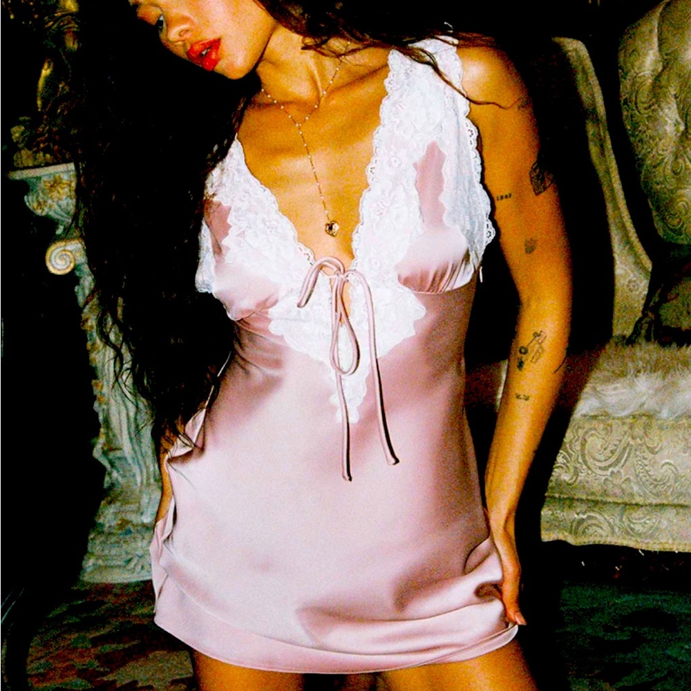 Princess Polly Nourish Mini in Blush